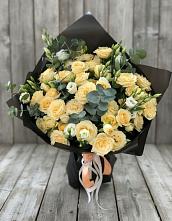 Букет цветов из:  Розы и Лизиантусы в Ершово