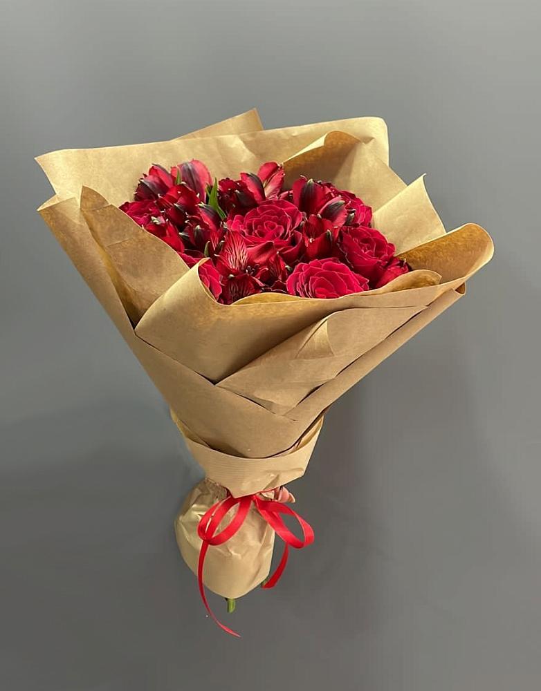 Букет цветов из: Альстромерии и Розы в Ершово