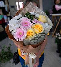 Букет цветов из:  Герберы, Розы и Хризантемы в Ершово