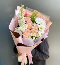 Букет цветов из:  Хризантемы и Розы в Ершово