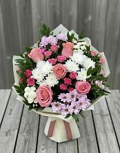 Букет цветов из:  Альстромерии, Гвоздики, Розы и Хризантемы в Ершово