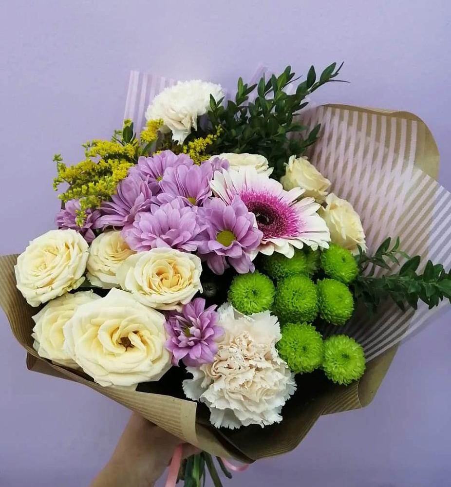 Букет цветов из: Хризантемы, Розы, Гвоздики и Герберы в Ершово