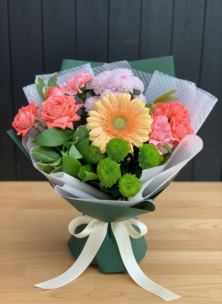 Букет цветов из: Гвоздики, Розы, Герберы и Хризантемы в Ершово