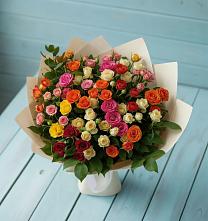 Букет Микс из разноцветных кустовых роз в Ершово